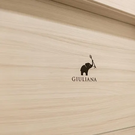 فندق مبيت وإفطار Casa Palmanova كاتانيا